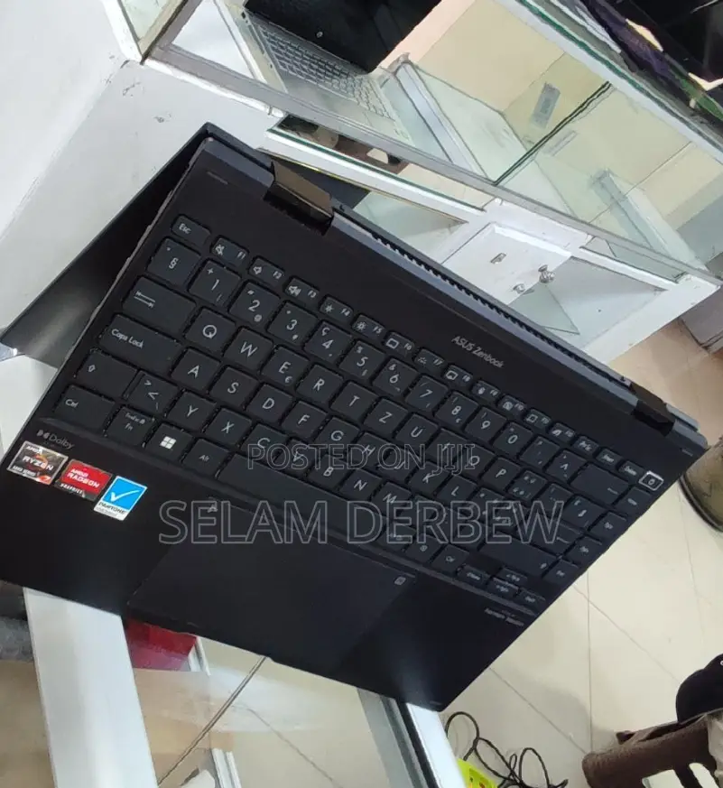 New Laptop Asus Zenbook Flip 13 UX363 16GB AMD Ryzen 7 SSD 1T