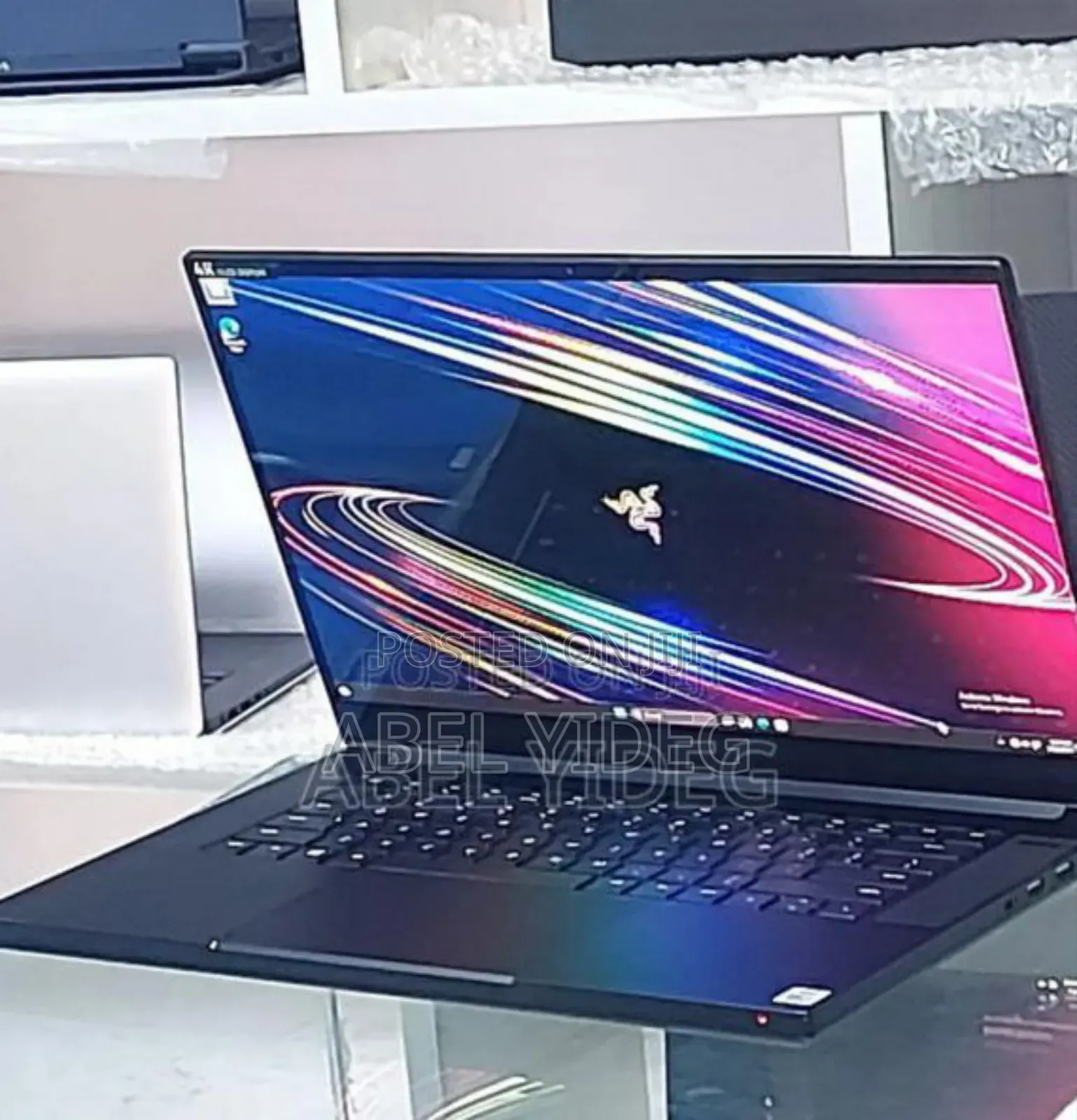 New Laptop Razer Blade 16GB Intel Core i7 SSD 512GB