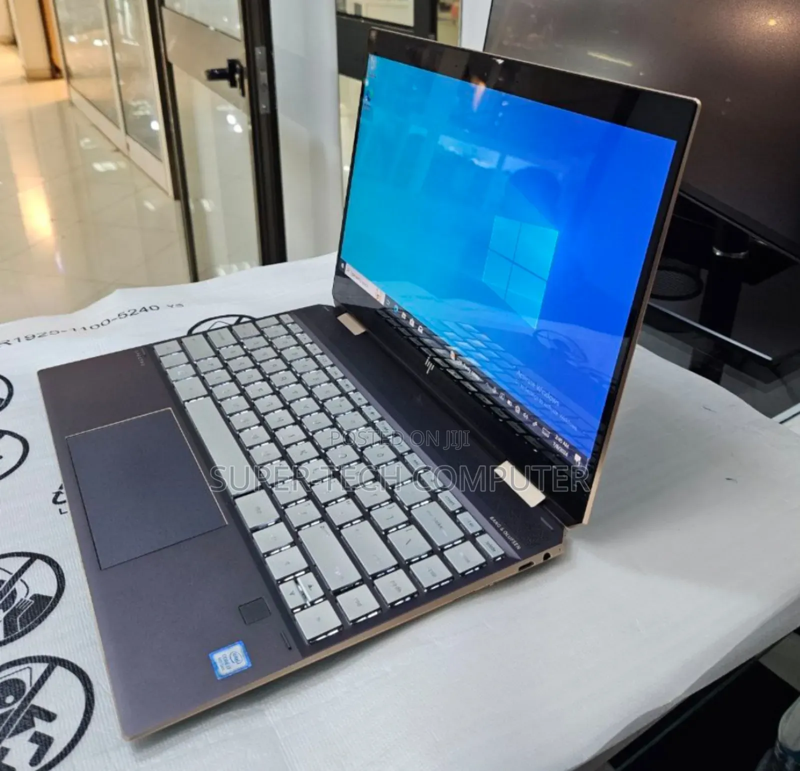 New Laptop HP Spectre X360 8GB Intel Core I7 SSD 512GB