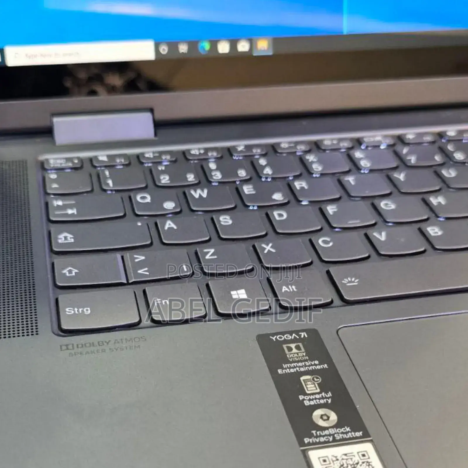 New Laptop Lenovo Yoga 700 16GB Intel Core I7 SSD 1T