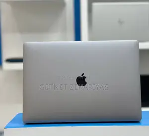 New Laptop Apple MacBook Pro 2017 16GB Intel Core I7 SSD 512GB