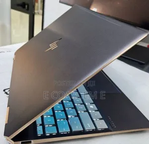 New Laptop HP Spectre X360 8GB Intel Core I7 SSD 512GB