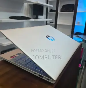 New Laptop HP Pavilion 15 16GB AMD Ryzen 3 SSD 512GB