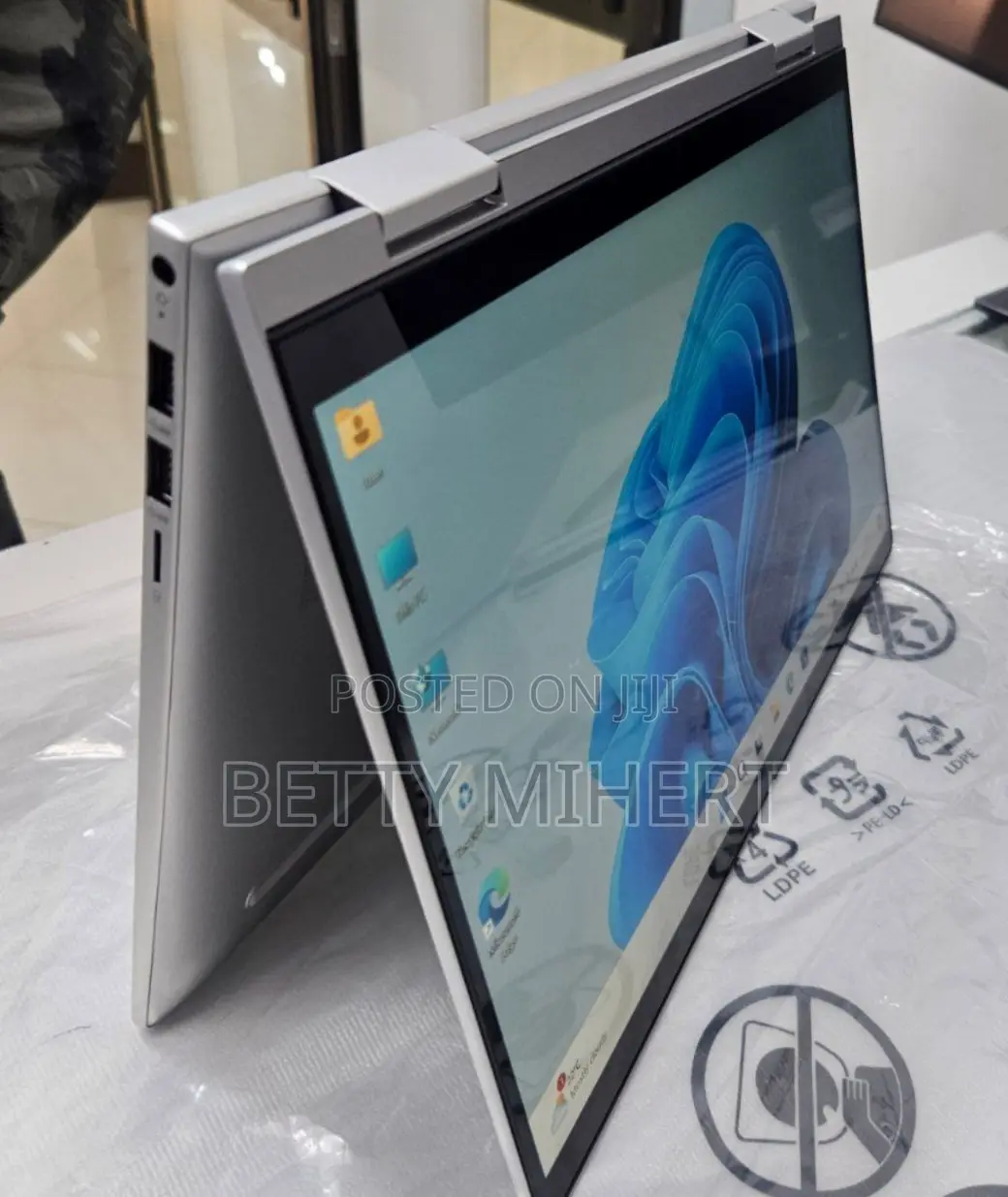 New Laptop HP Envy X360 8GB Intel Core I5 SSD 512GB