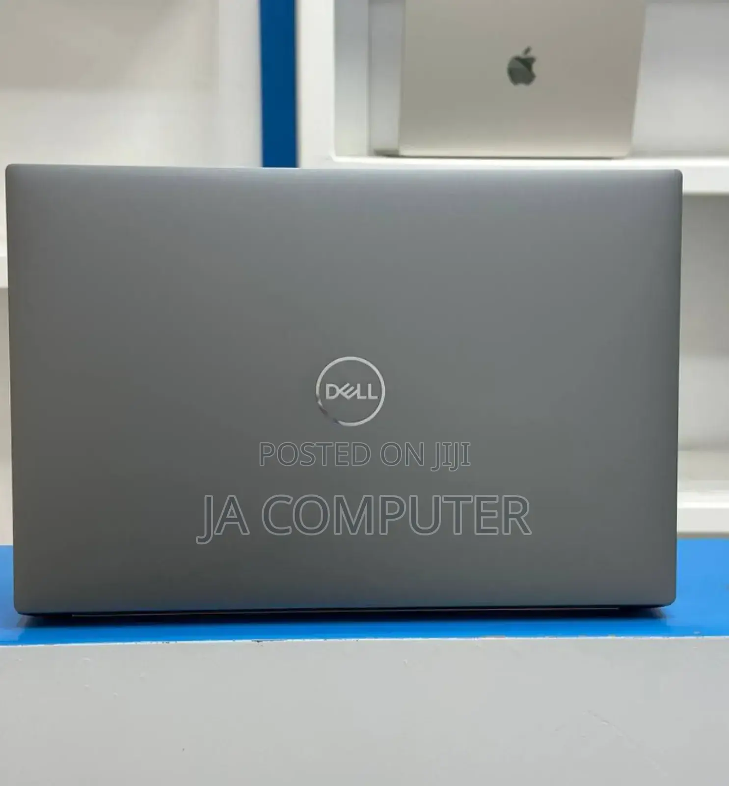 New Laptop Dell Precision 15 3520 32GB Intel Core I7 SSD 512GB