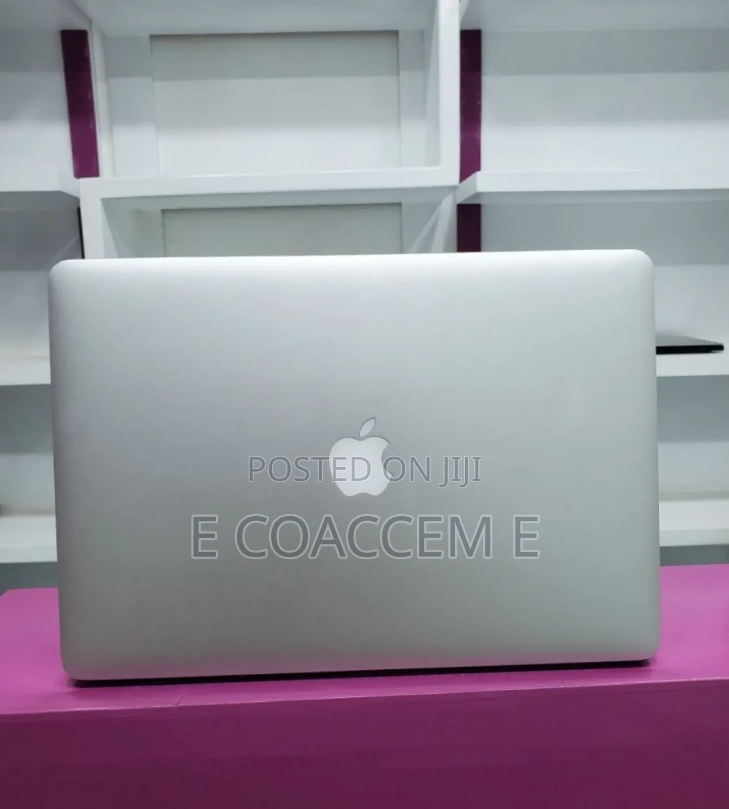 New Laptop Apple MacBook Pro 16GB Intel Core I7 SSD 512GB