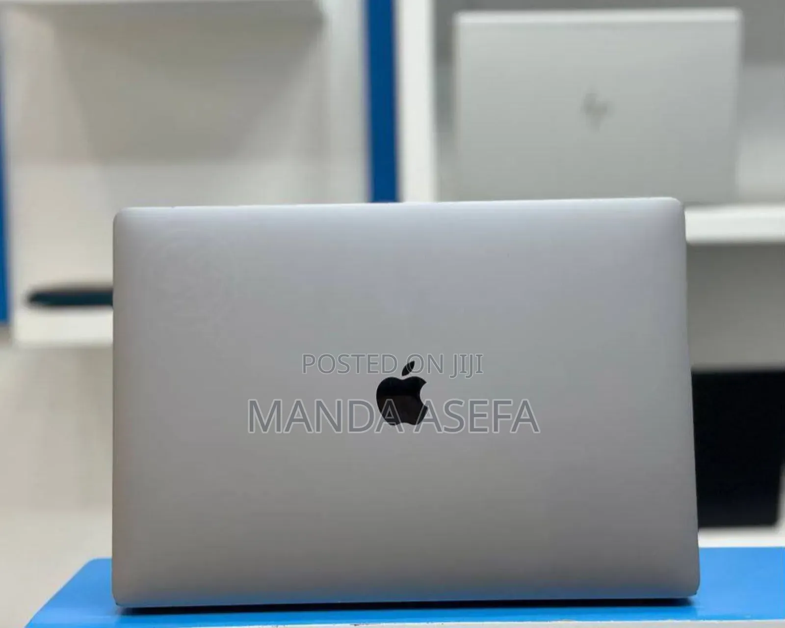 New Laptop Apple MacBook Pro 2017 16GB Intel Core I7 SSD 512GB