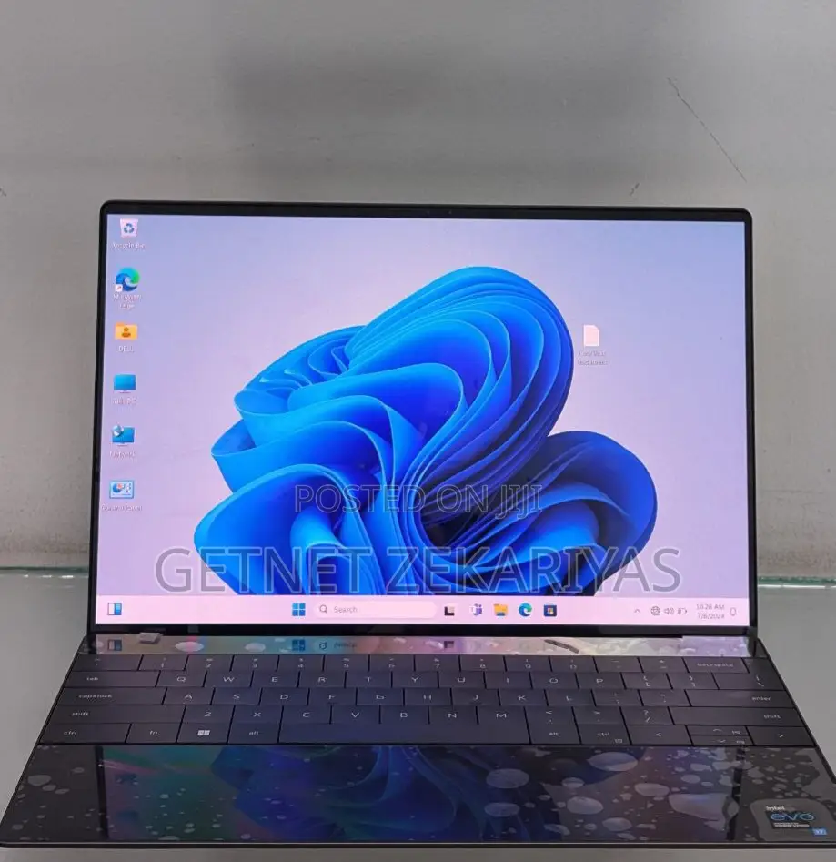 New Laptop Dell XPS 15 (9550) 32GB Intel Core I7 SSD 1T