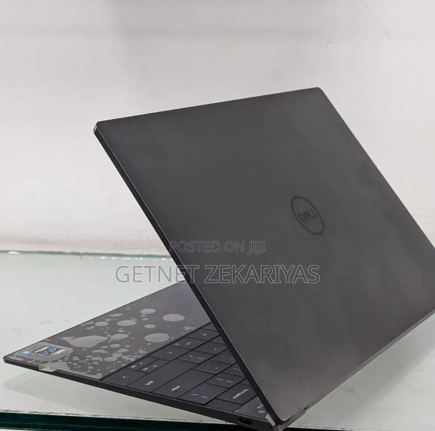 New Laptop Dell XPS 15 (9550) 32GB Intel Core I7 SSD 1T