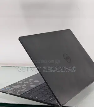 New Laptop Dell XPS 15 (9550) 32GB Intel Core I7 SSD 1T