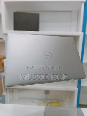 New Laptop Dell Precision 5570 32GB Intel Core I7 SSD 1T