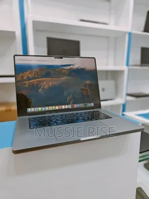 Laptop Apple MacBook Pro 2021 M1 16GB Apple M1 Pro SSD 512GB