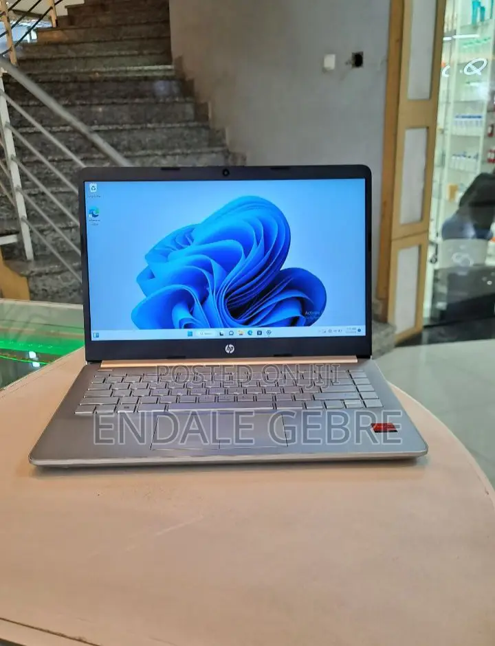 New Laptop HP Stream Notebook 8GB Intel Core I5 SSD 512GB