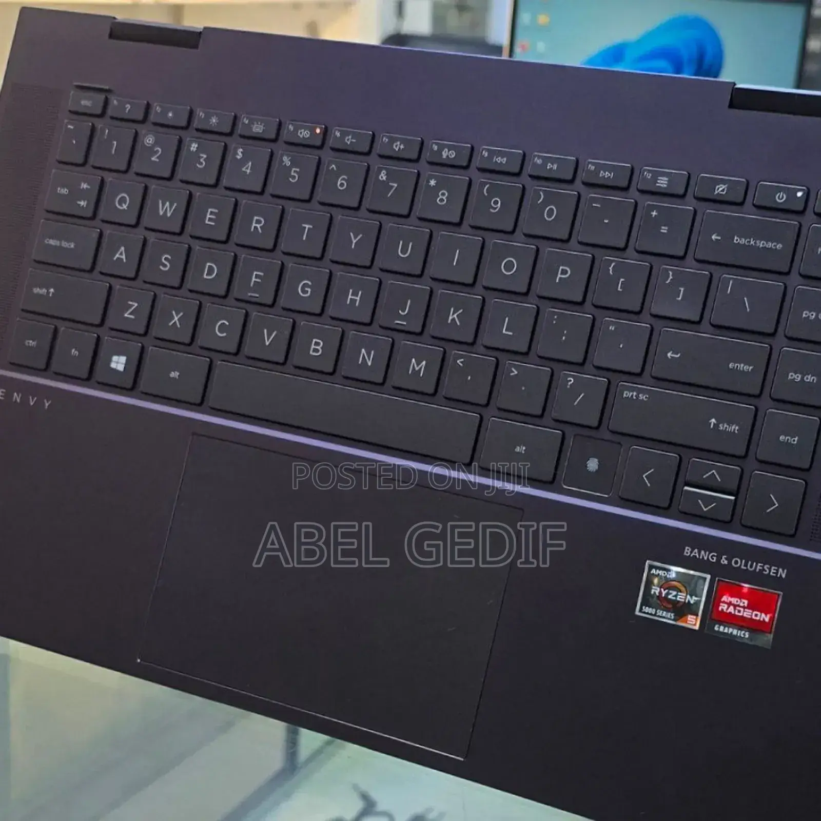 New Laptop HP Envy X360 8GB AMD Ryzen 5 SSD 512GB