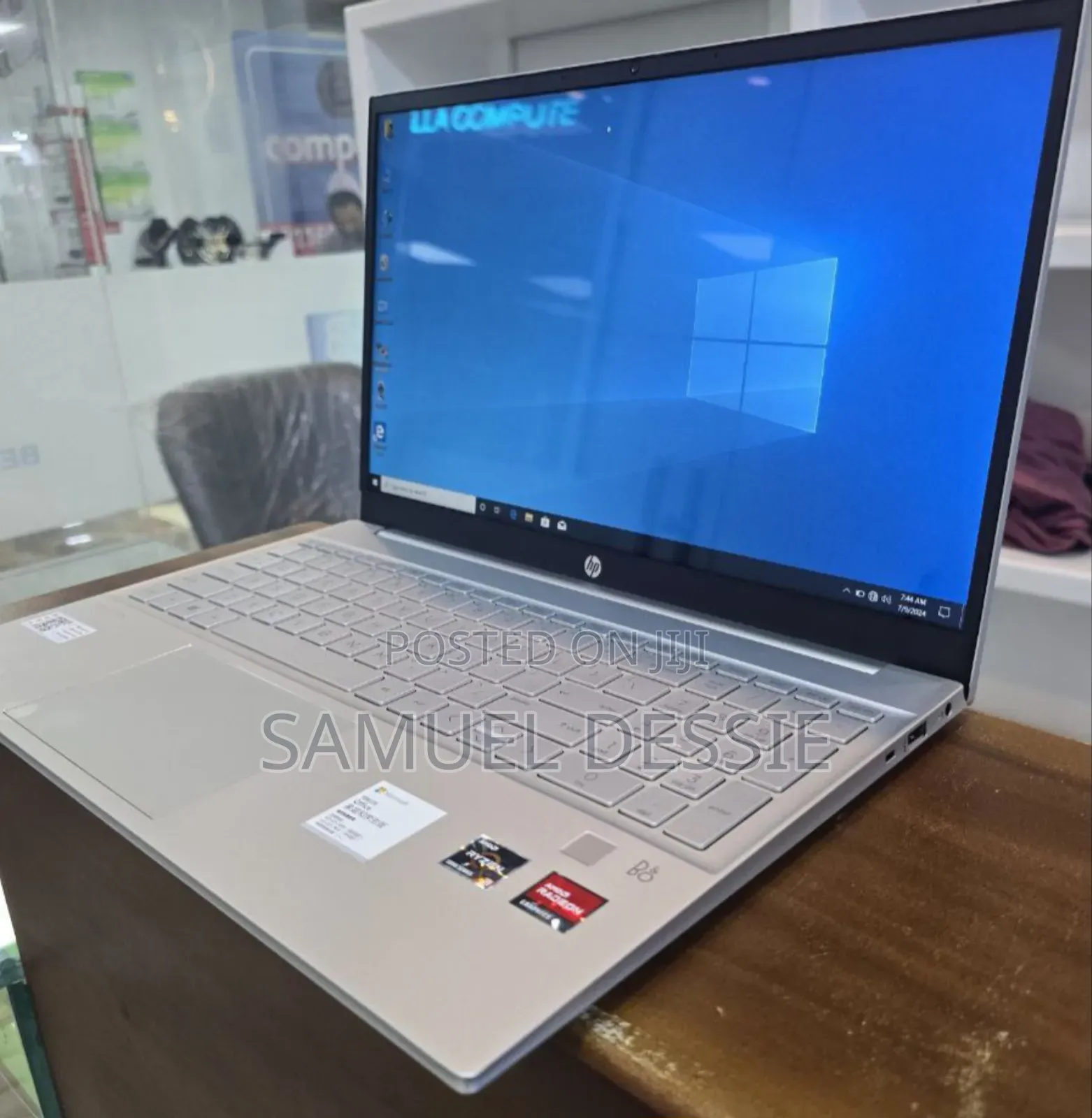 New Laptop HP Pavilion 15 16GB AMD Ryzen 3 SSD 512GB