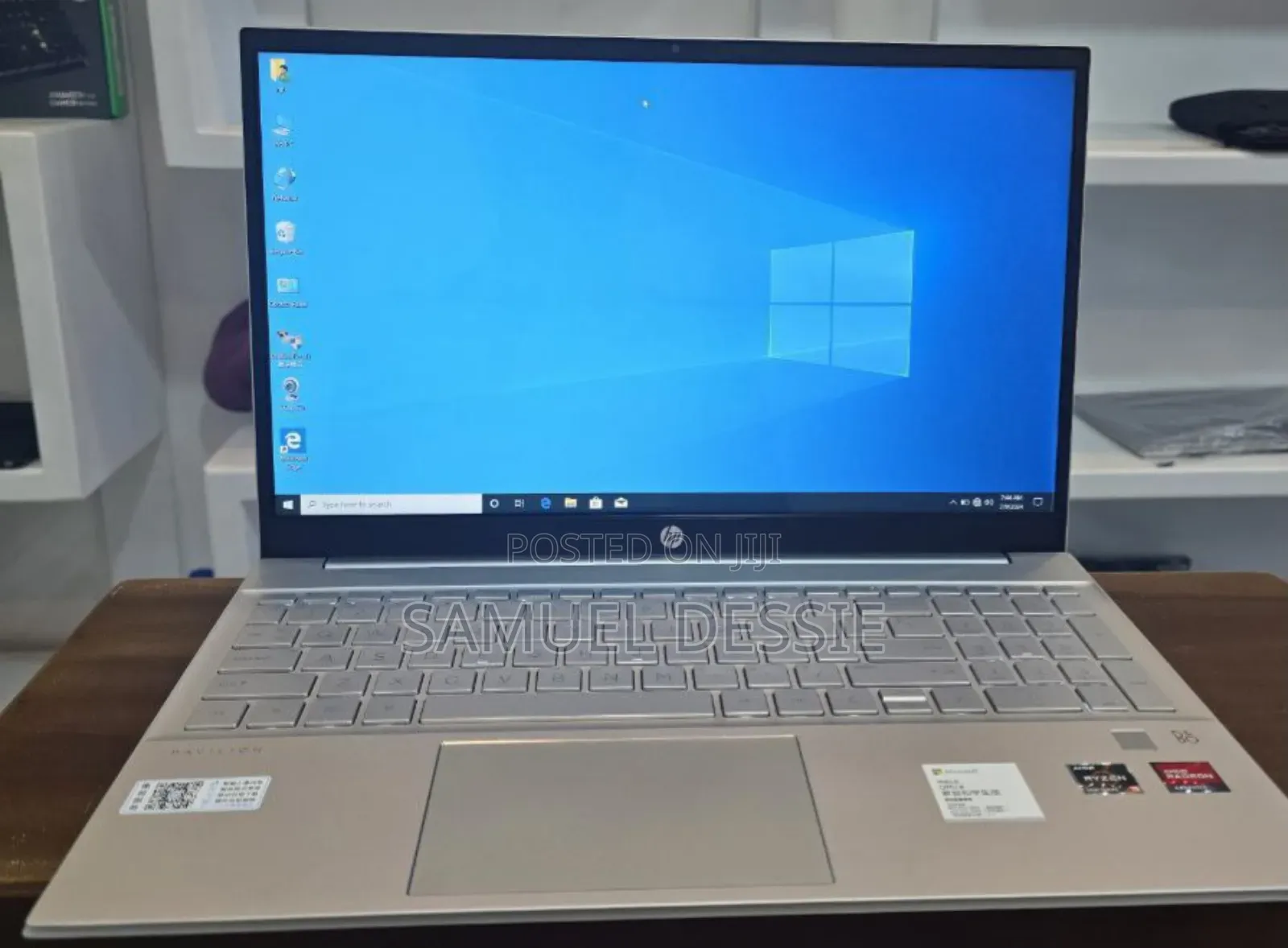 New Laptop HP Pavilion 15 16GB AMD Ryzen 3 SSD 512GB