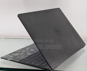 New Laptop Dell XPS 15 32GB Intel Core I7 SSD 1T