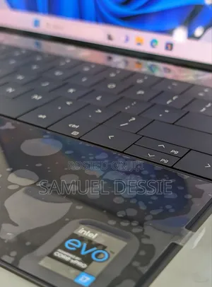 New Laptop Dell XPS 15 32GB Intel Core I7 SSD 1T