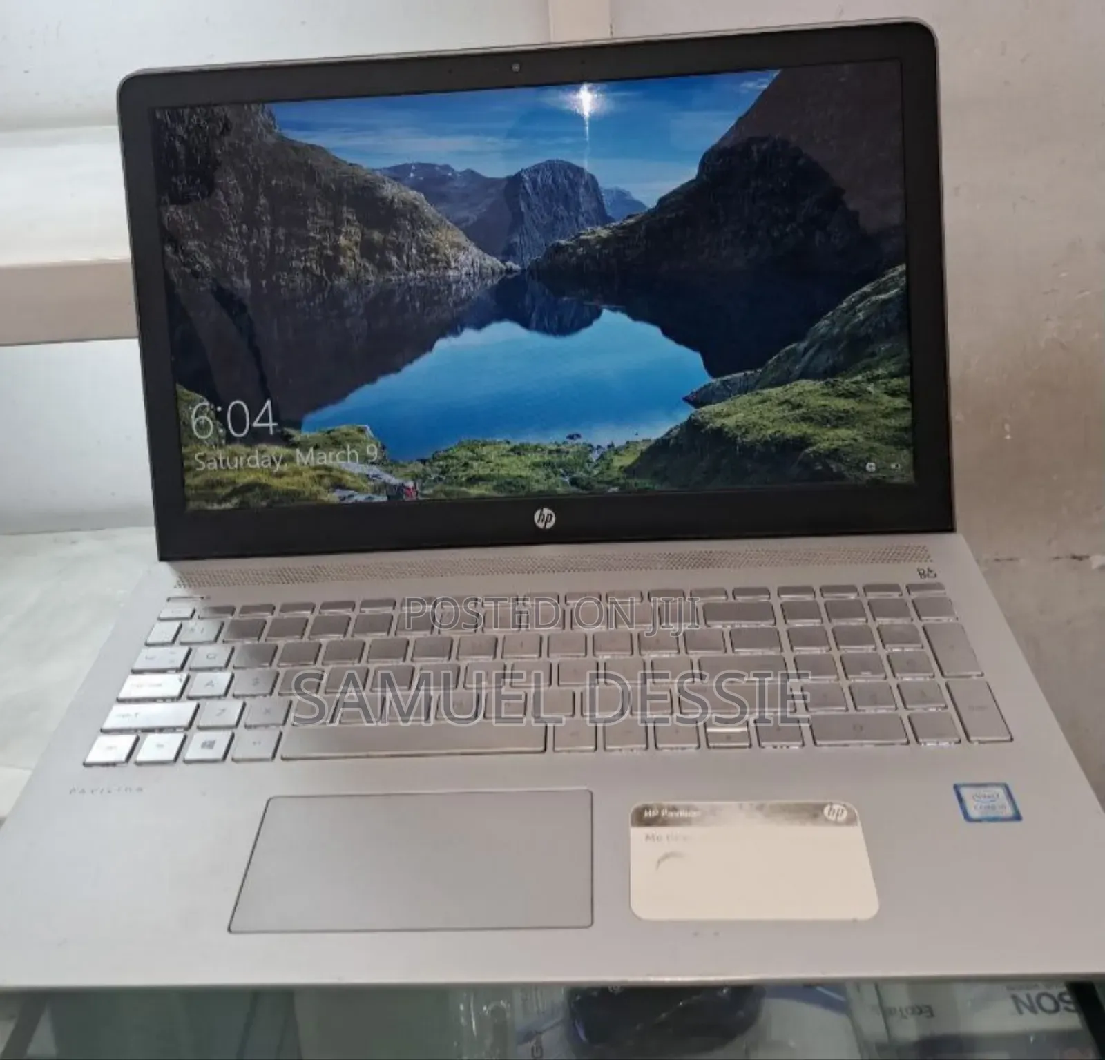 New Laptop HP Pavilion 15 8GB Intel Core I5 HDD+SSD 1T