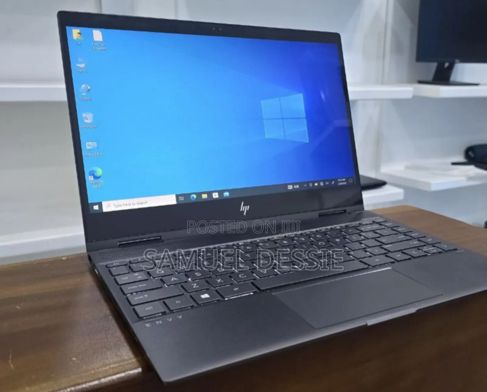 New Laptop HP Envy X360 8GB AMD Ryzen 5 SSD 512GB