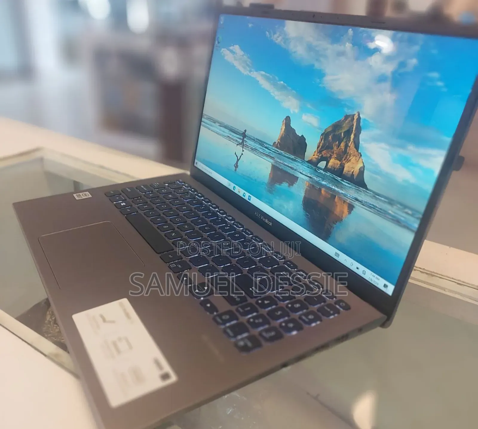 New Laptop Asus VivoBook 15 X505BA 8GB Intel Core I7 HDD+SSD 1T