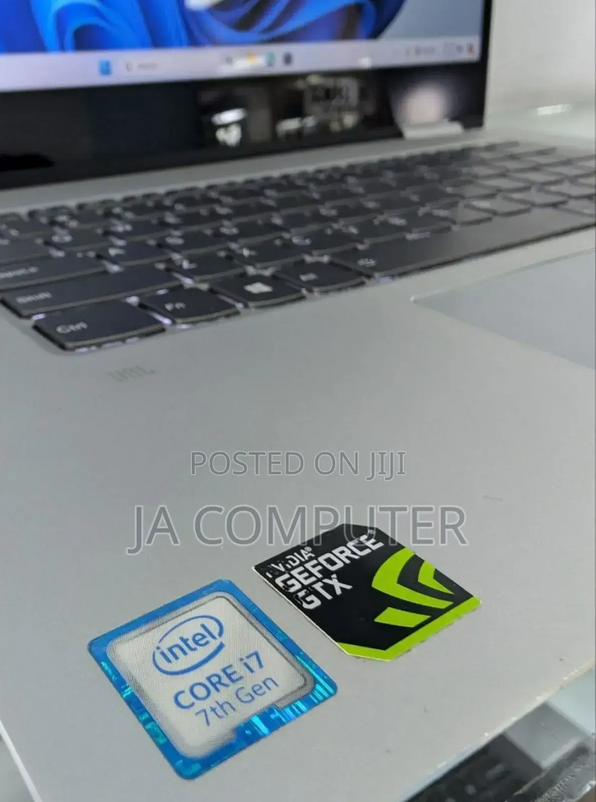 New Laptop Lenovo V720 16GB Intel Core I7 SSD 512GB