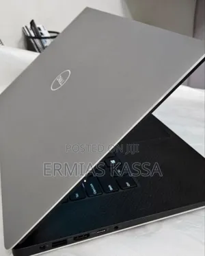 New Laptop Dell Precision 5540 16GB Intel Core I9 SSD 512GB