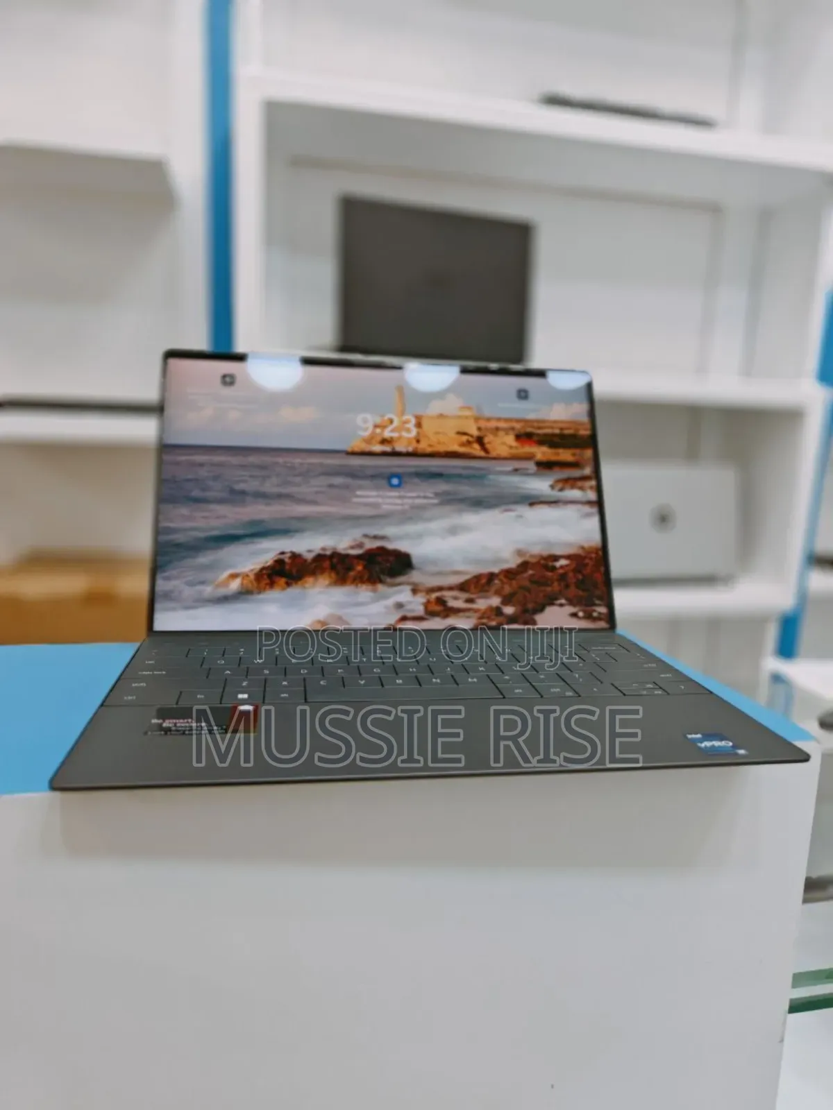 New Laptop Dell XPS 13 9320 32GB Intel Core I7 SSD 512GB