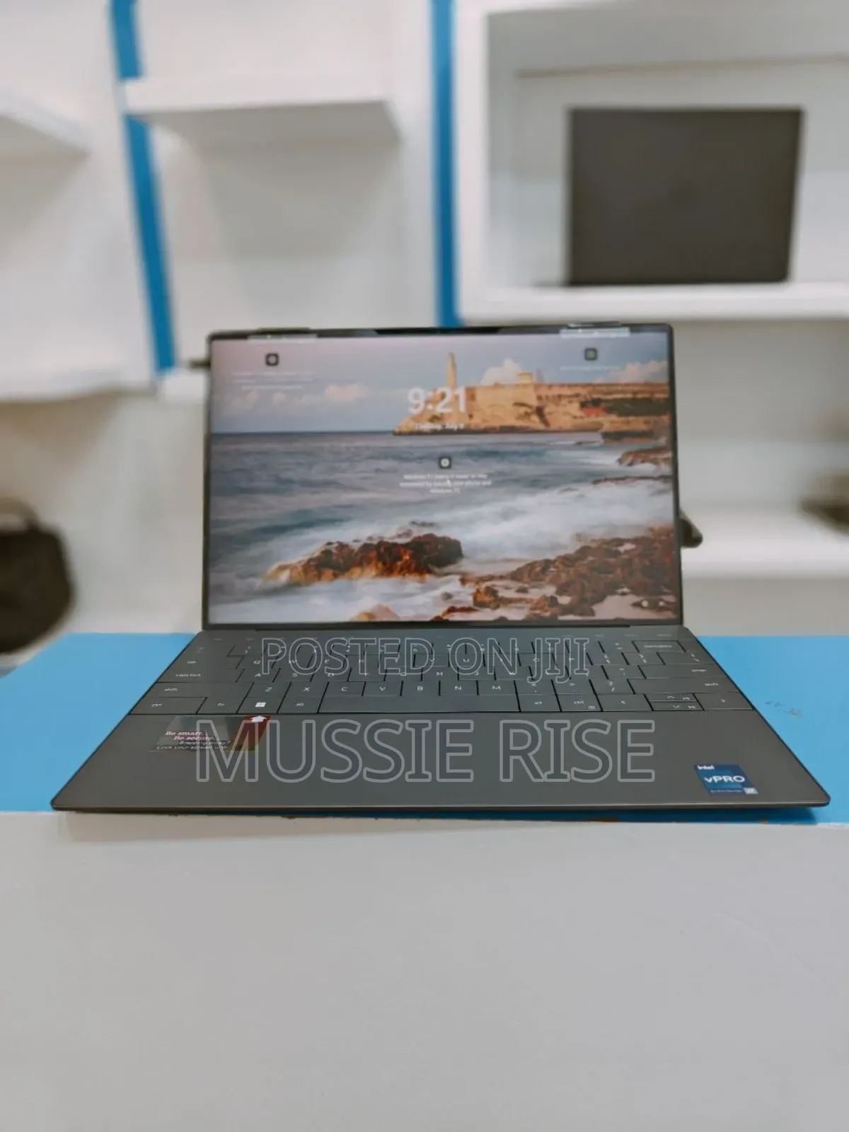 New Laptop Dell XPS 13 9320 32GB Intel Core I7 SSD 512GB