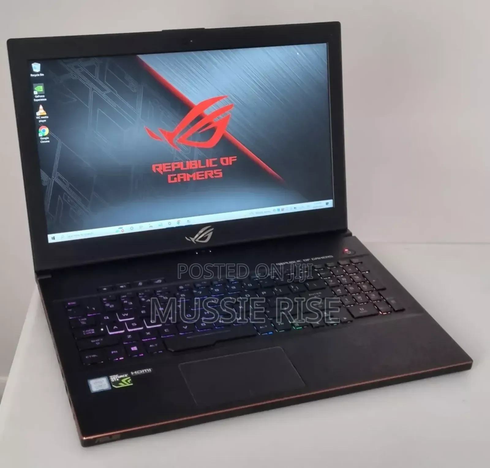 Laptop Asus ROG Zephyrus G15 16GB Intel Core I7 HDD+SSD 1.5T