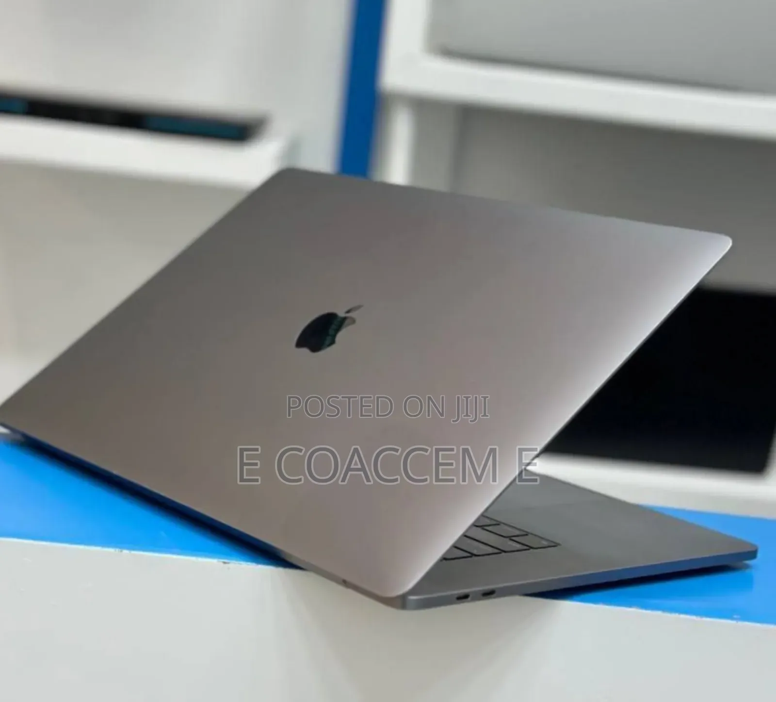 New Laptop Apple MacBook Pro 16GB Intel Core I7 SSD 512GB