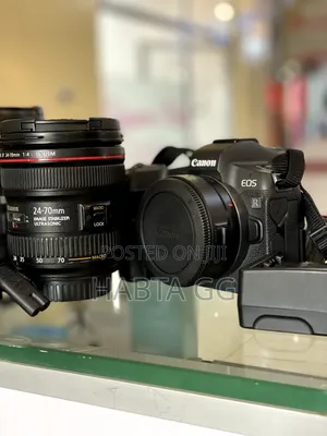 Canon R + 24-70mm USM + Adapter