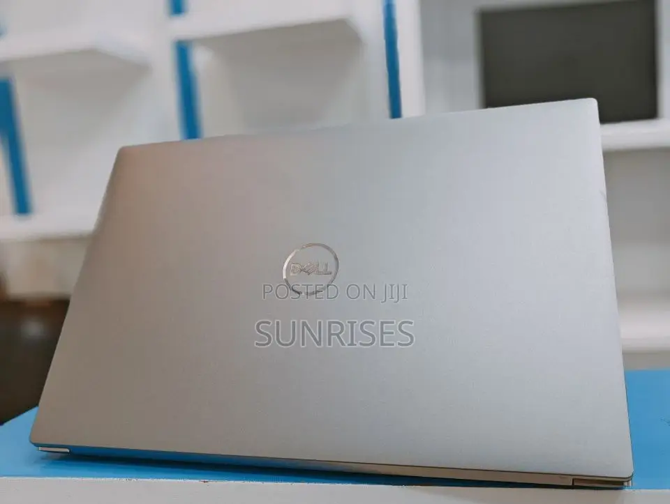 New Laptop Dell Precision 5550 32GB Intel Core I7 SSD 1T