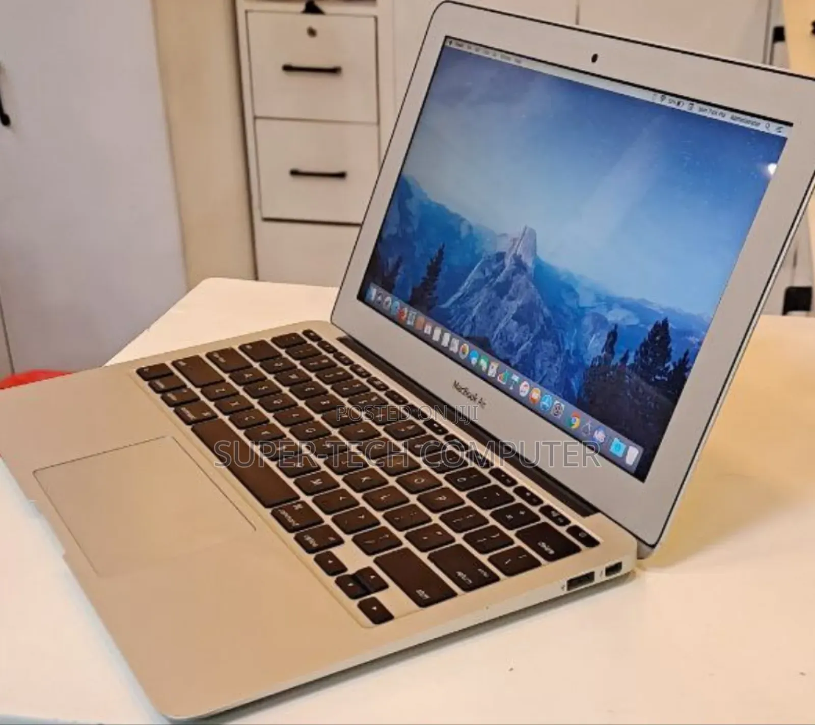 New Apple MacBook Air 2015 4GB Intel Core I5 SSHD (Hybrid) 128GB