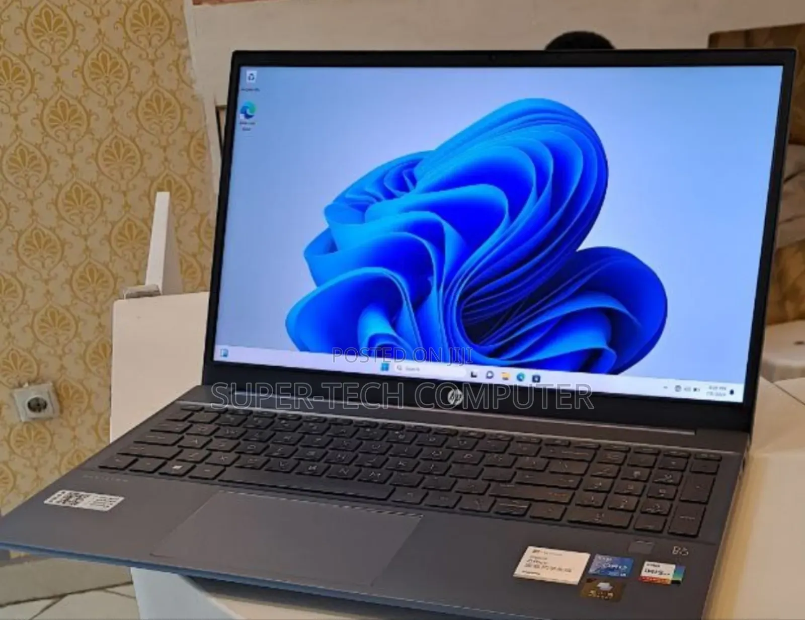 New Laptop HP Pavilion 15 16GB Intel Core I5 SSHD (Hybrid) 512GB