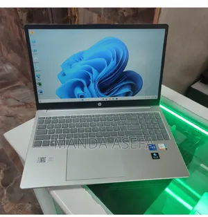 New Laptop HP Stream Notebook 8GB Intel Core I7 SSD 512GB
