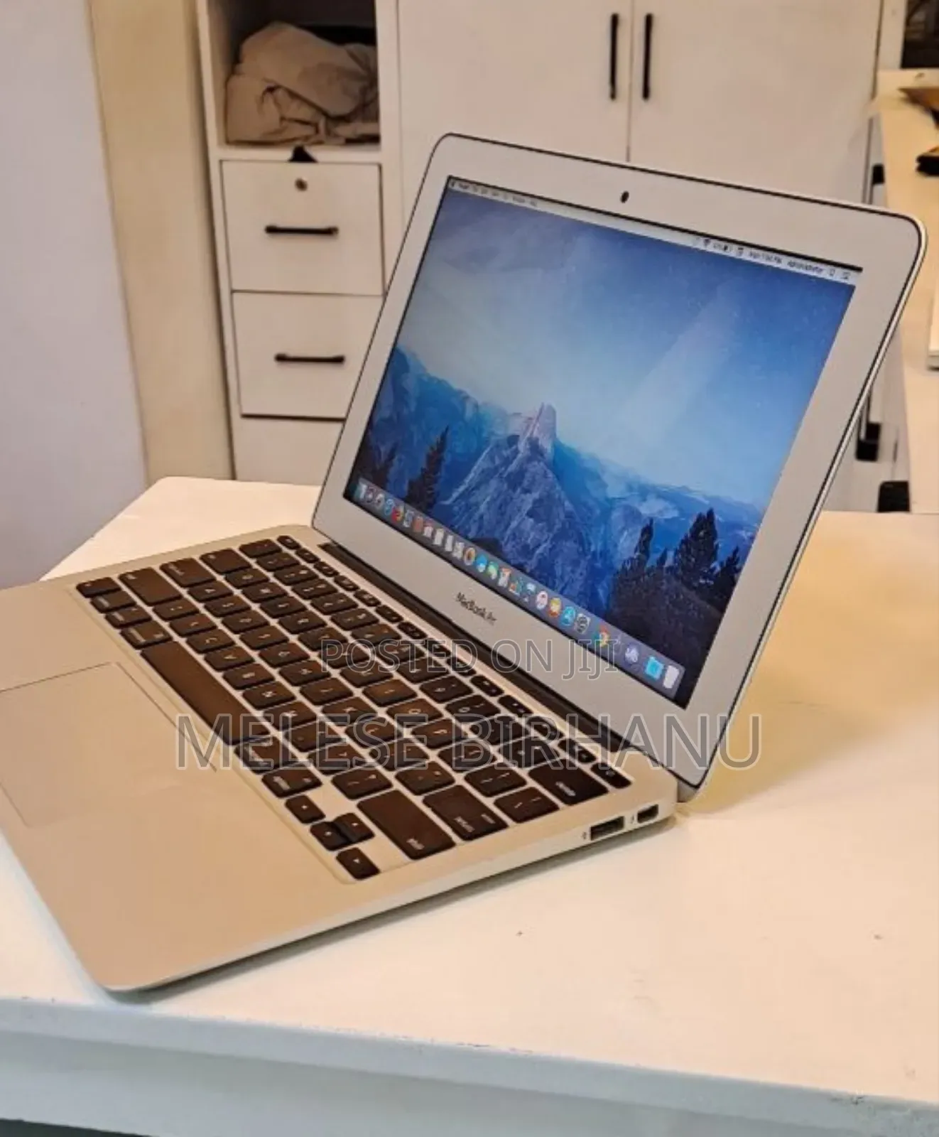New Laptop Apple MacBook Air 2015 4GB Intel Core i5 SSD 128GB