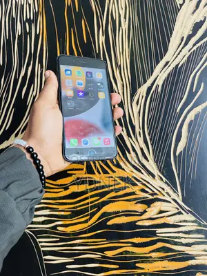 Apple iPhone 7 Plus 128 GB Black