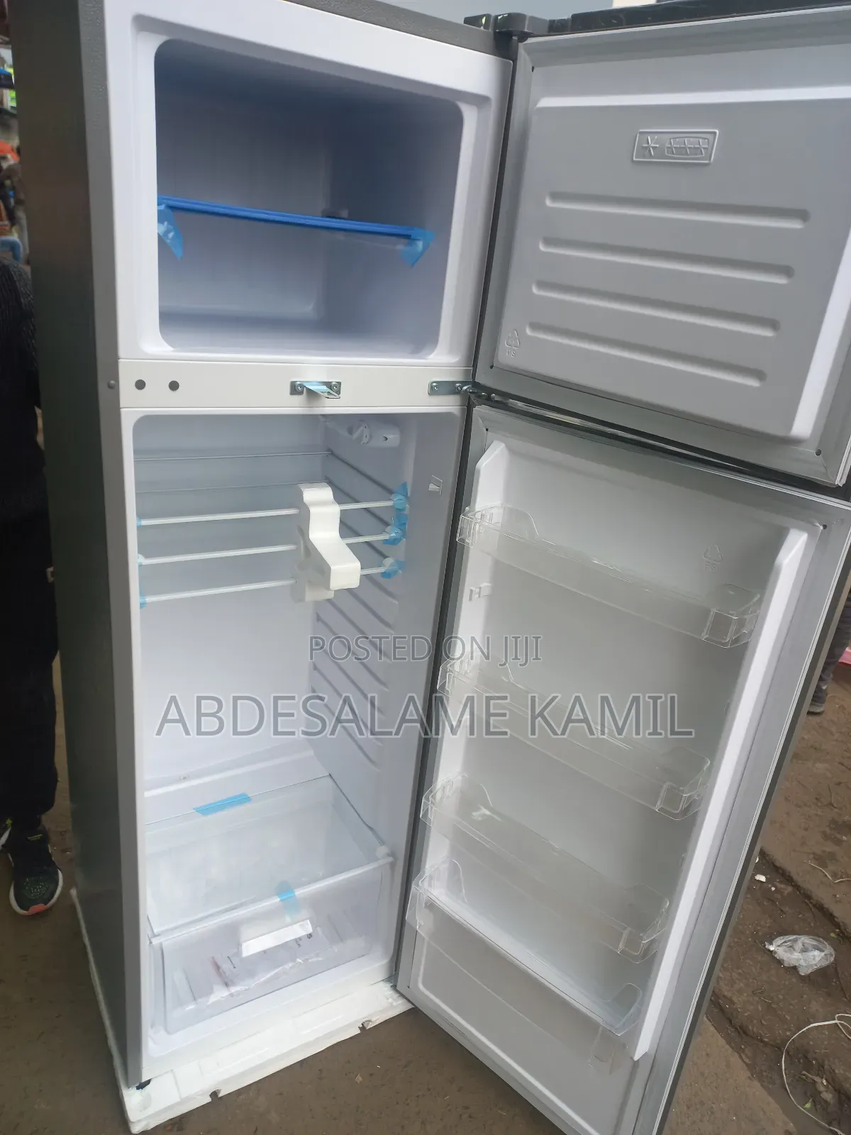 Boss Refrigerator 400l