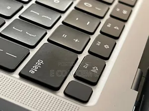 New Laptop Apple MacBook Air 8GB Intel Core I5 SSD 256GB