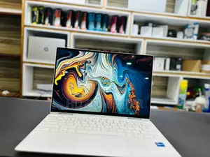 New Laptop Dell XPS 13 32GB Intel Core I7 SSD 1T