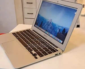 Laptop Apple MacBook Air 2015 8GB Intel Core I5 SSD 256GB