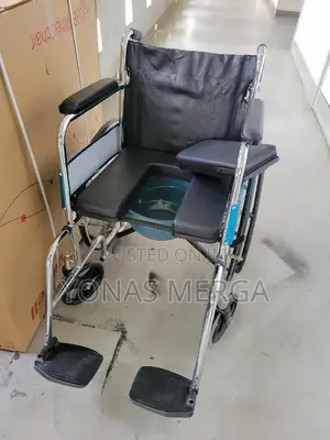 Easy Transportable Wheelchair|Toilet Wheelchair/Used ዊልቼር