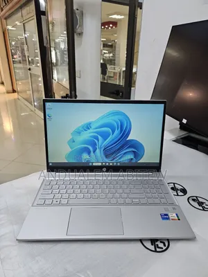 New Laptop HP Pavilion 15 16GB Intel Core I7 SSD 1T