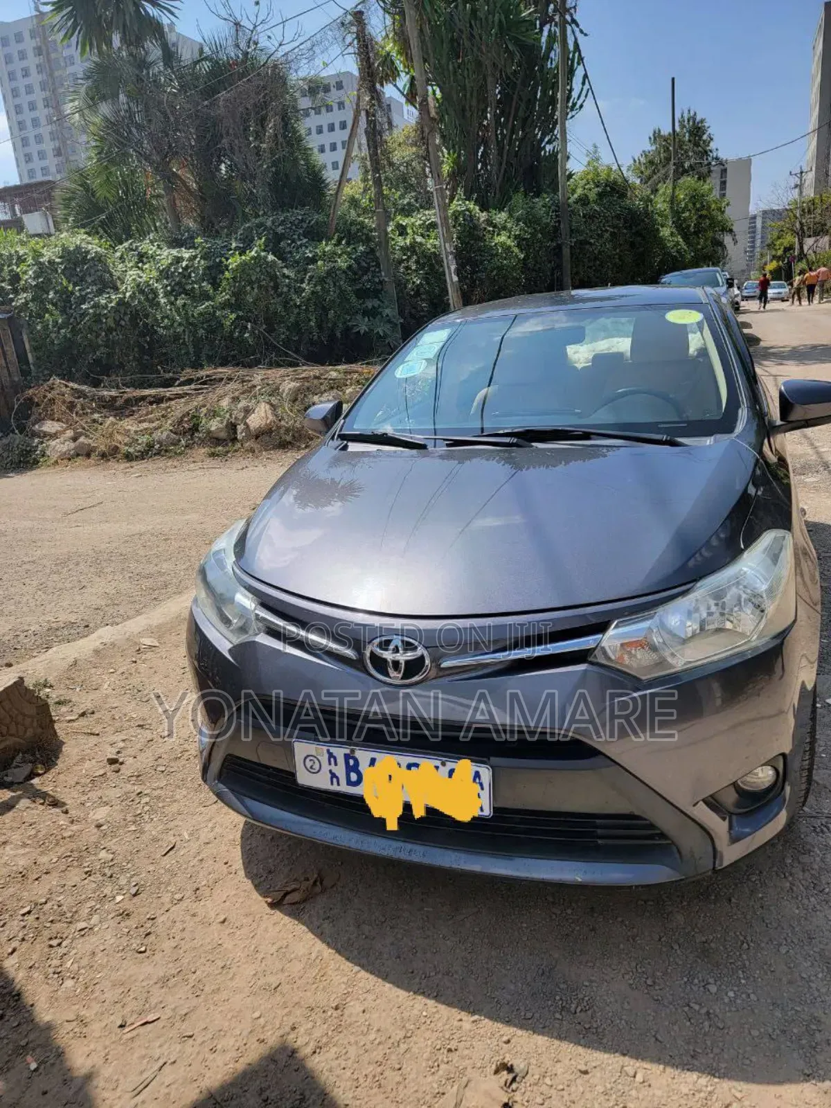 Toyota Yaris 2016 Gray