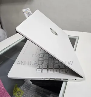 New Laptop HP Stream Notebook 4GB Intel Pentium SSD 60GB