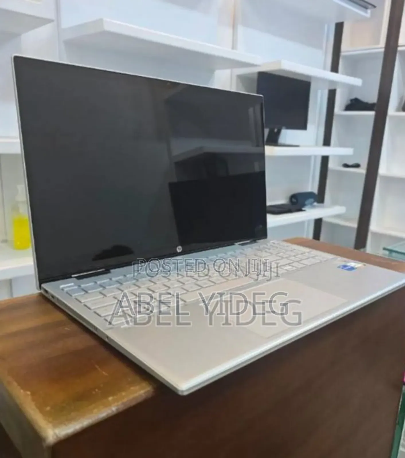 New Laptop HP Pavilion X360 8GB Intel Core i5 SSD 512GB