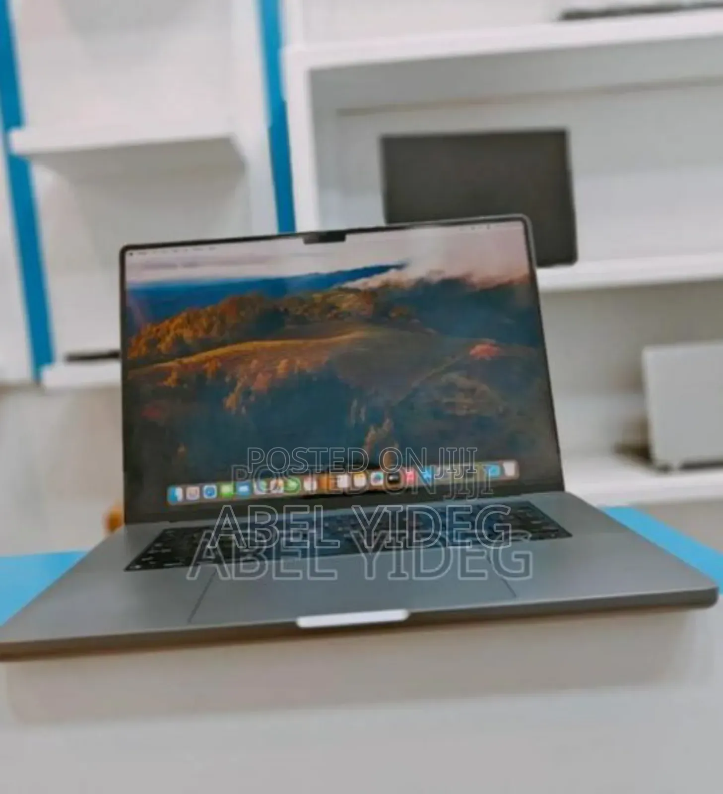 New Laptop Apple MacBook Pro 2021 M1 16GB Apple M1 Pro SSD 512GB