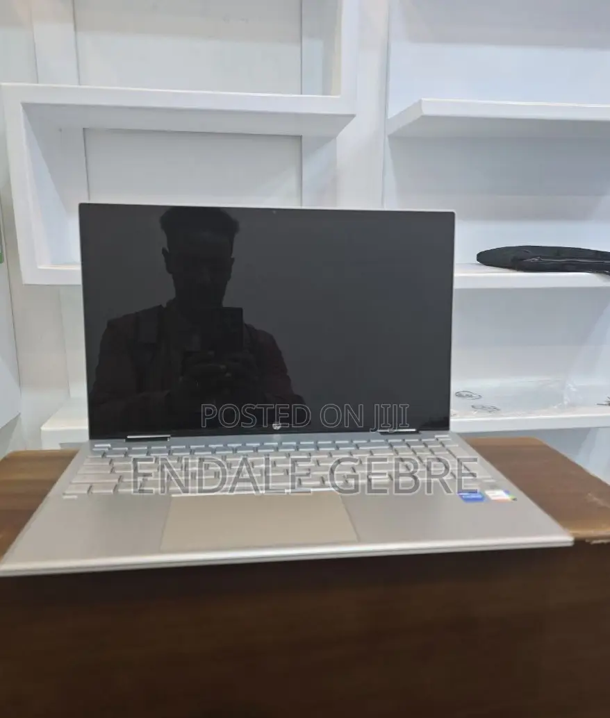 New Laptop HP Pavilion 15 8GB Intel Core I5 SSD 512GB