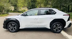 Toyota bZ4X 2023 White